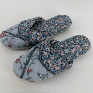 NEW Vintage Snuggables Floral Quilted Slip-On Slippers House Shoes, Size Large